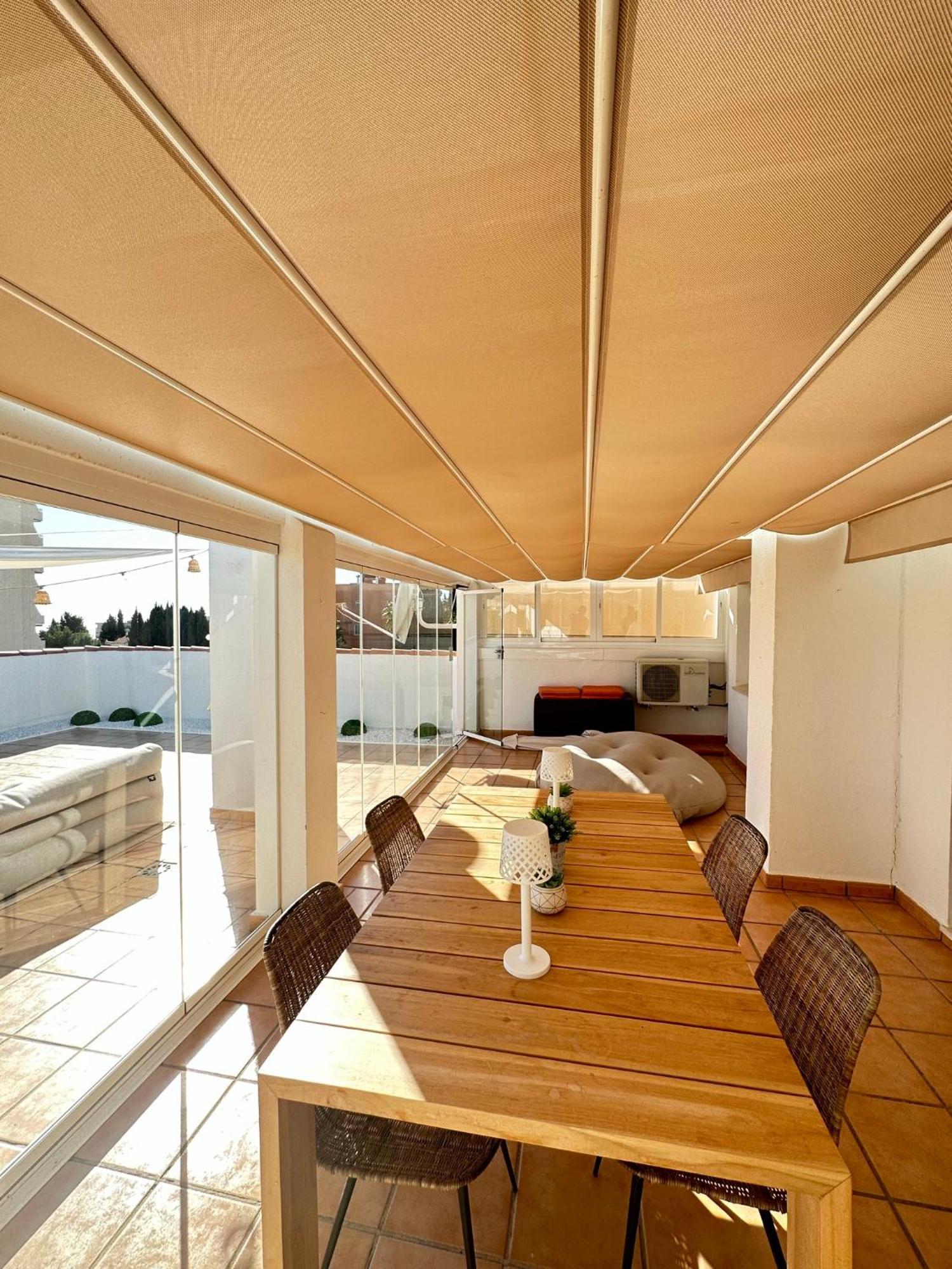 2 Bed Penthouse With Sea View Apartman Torremolinos Kültér fotó