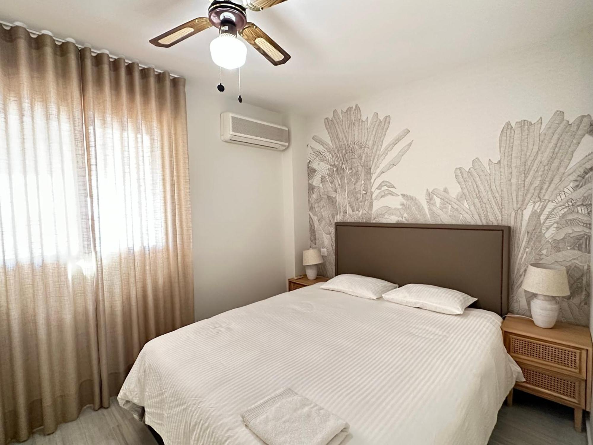 2 Bed Penthouse With Sea View Apartman Torremolinos Kültér fotó