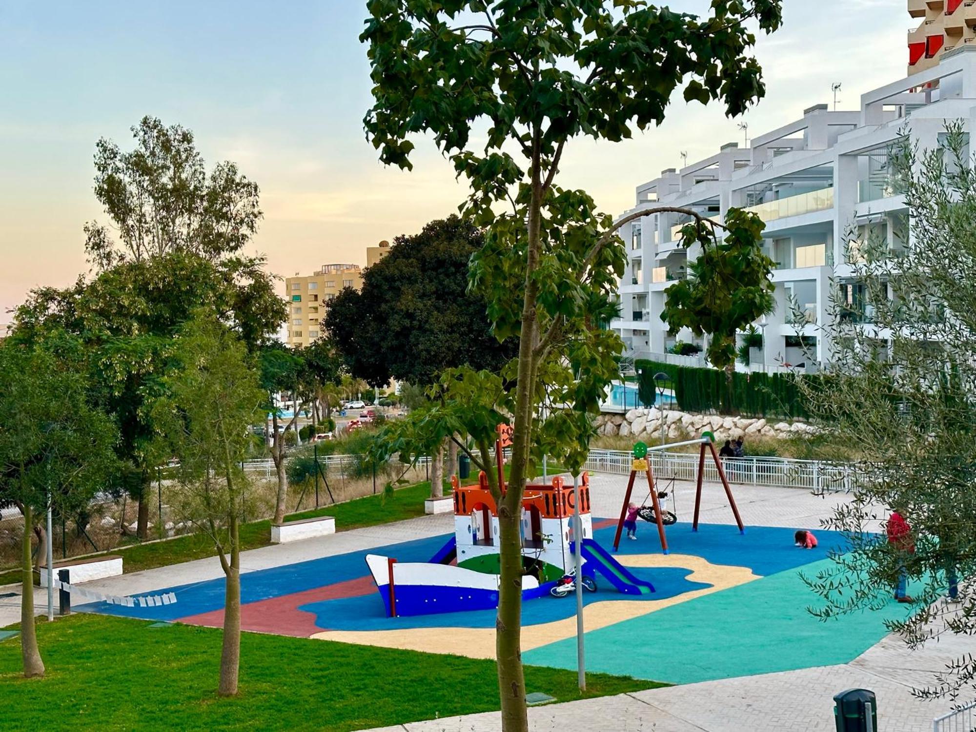 2 Bed Penthouse With Sea View Apartman Torremolinos Kültér fotó